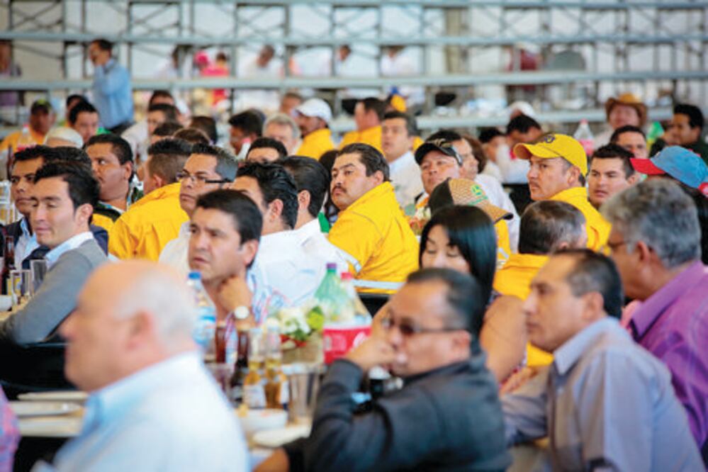 Edil denuncia desfalco por más de 100 mdp en Colón