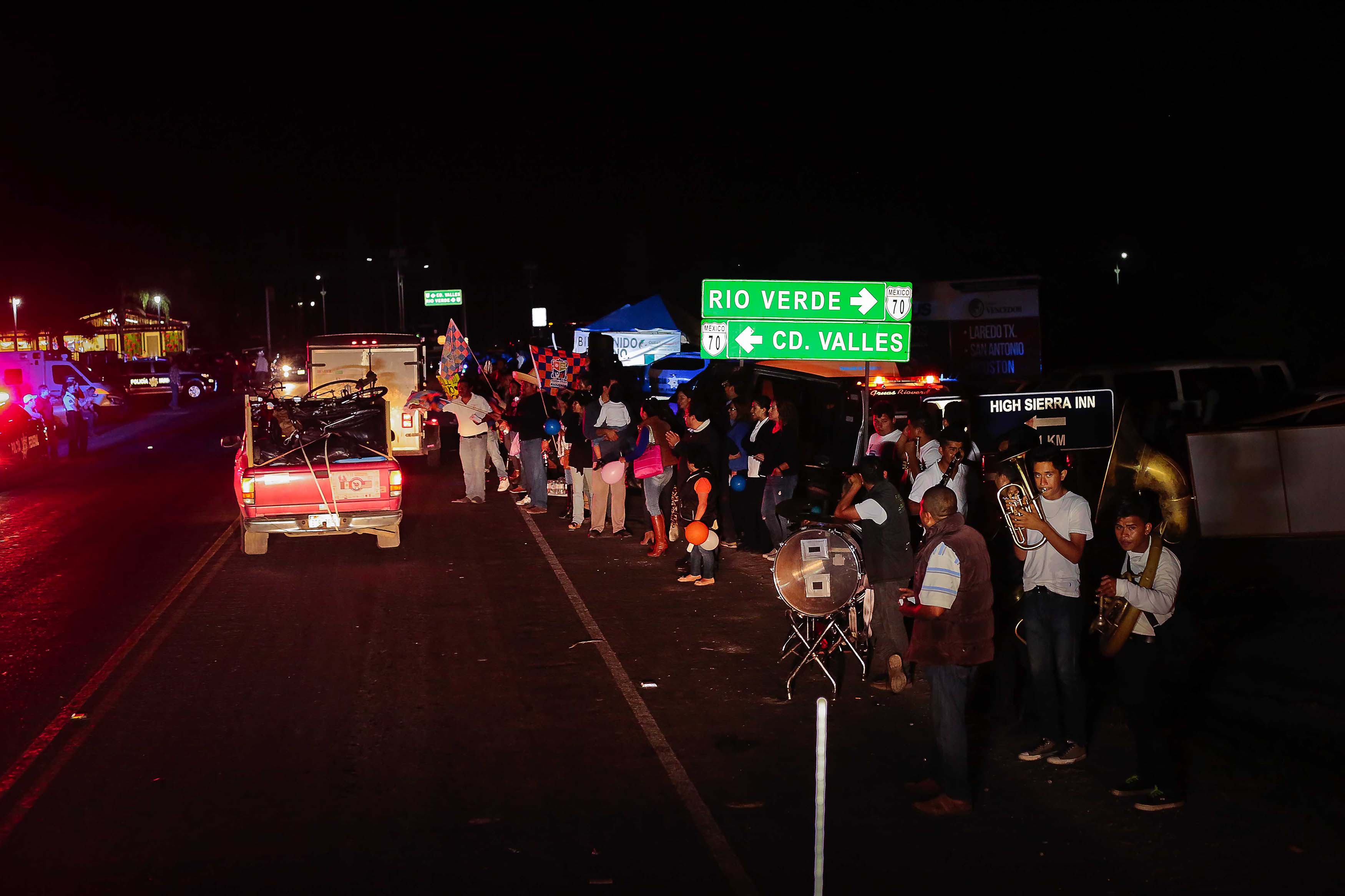 Llegan paisanos en la Caravana Migrante