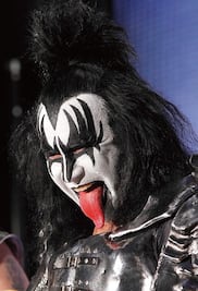 Gene Simmons enseña cómo ser rico