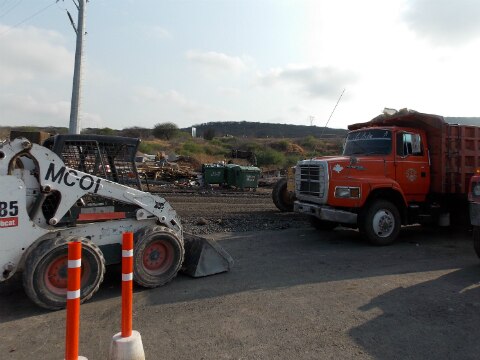 Asaltan obra en Paseo de la República