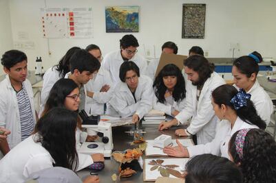 Ciencias Naturales de la UAQ busca atender problemas del país
