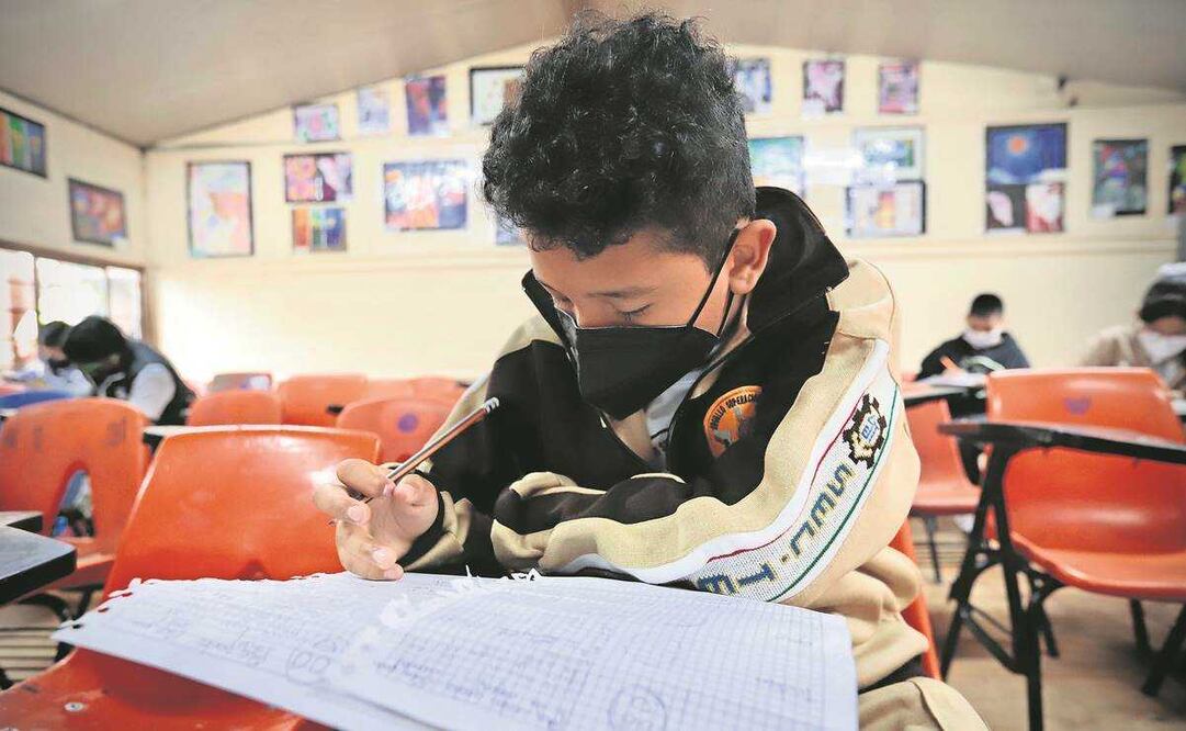 ¿Hay clases el lunes 16 de mayo?