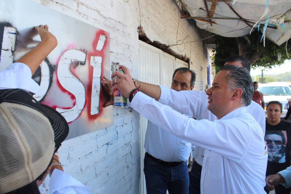 Foto: Facebook Santiago Nieto