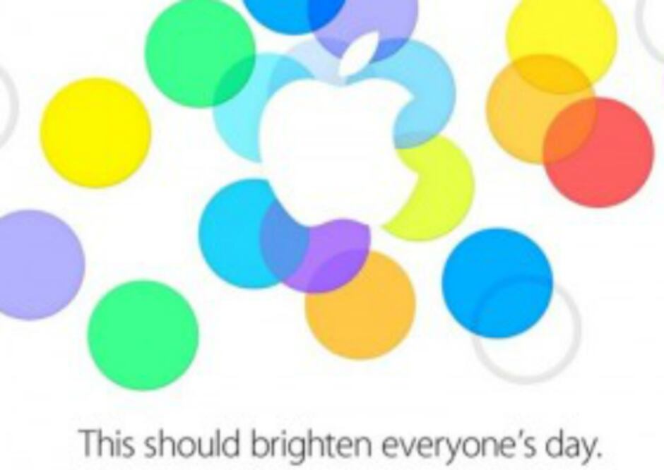 ¿iPhone a colores? Apple crea expectativa