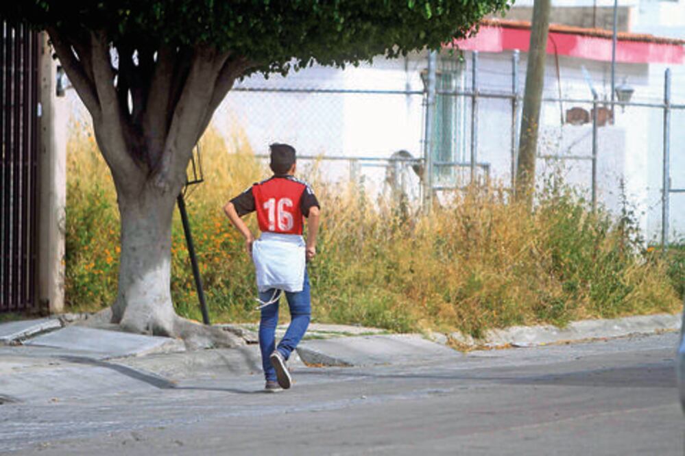 Ninis, responsabilidad de padres y autoridades