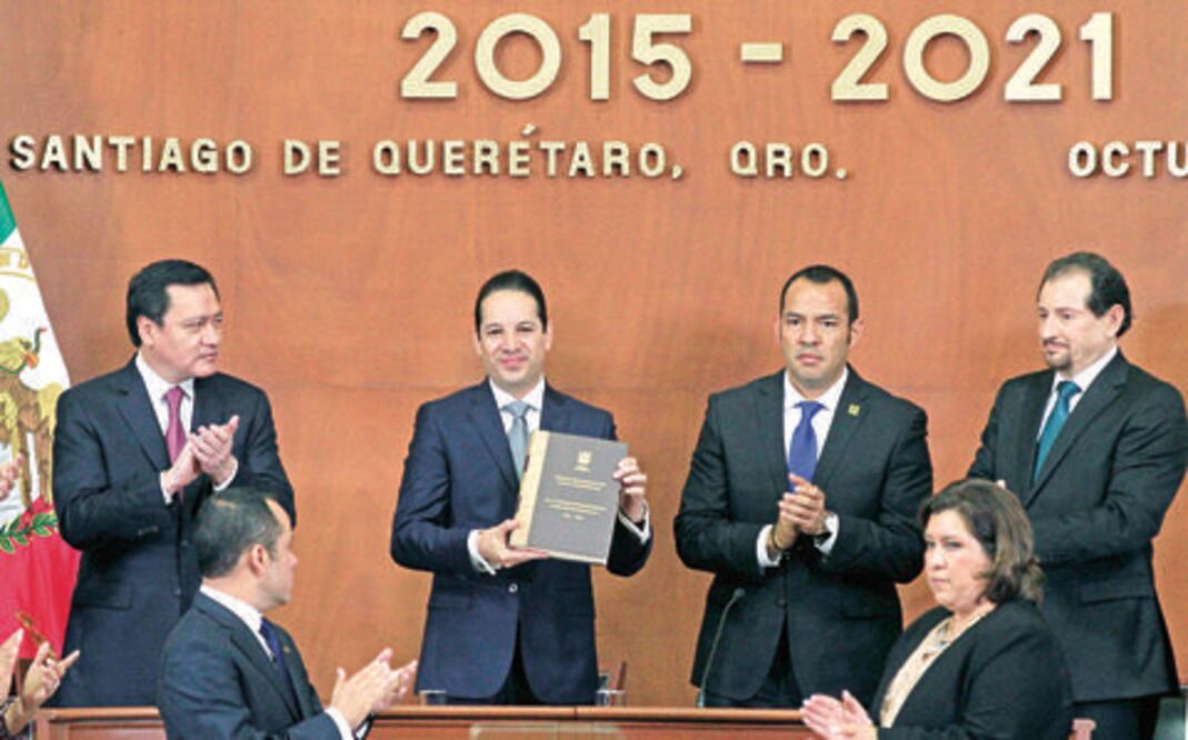 Renovación.Nuevo gobernador y alcaldes