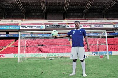 Trataron de inhibir a las barras rojinegras