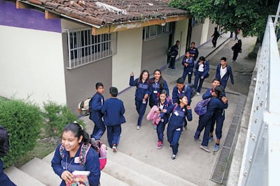 Prevé Botello  aumento de 3% a  educación en 2017