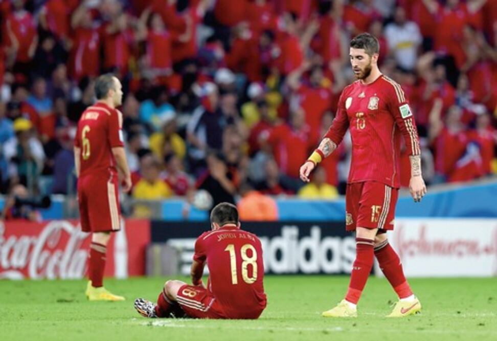 España abdica a la corona 