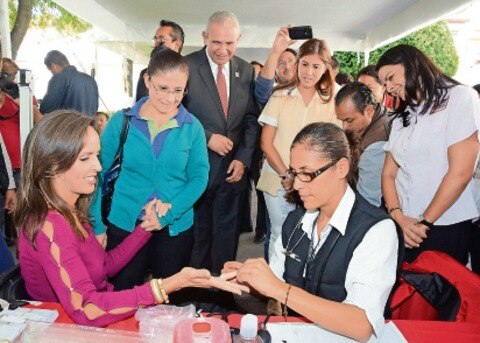 Encabeza Albarrán jornada de salud