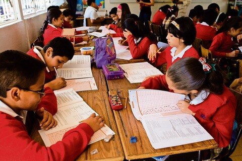 Implementan curso para mejorar lectura rápida