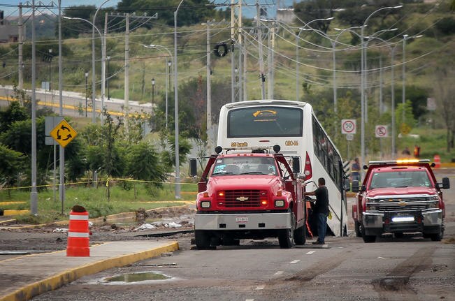 Secretaría de Obras indaga las causas de los socavones