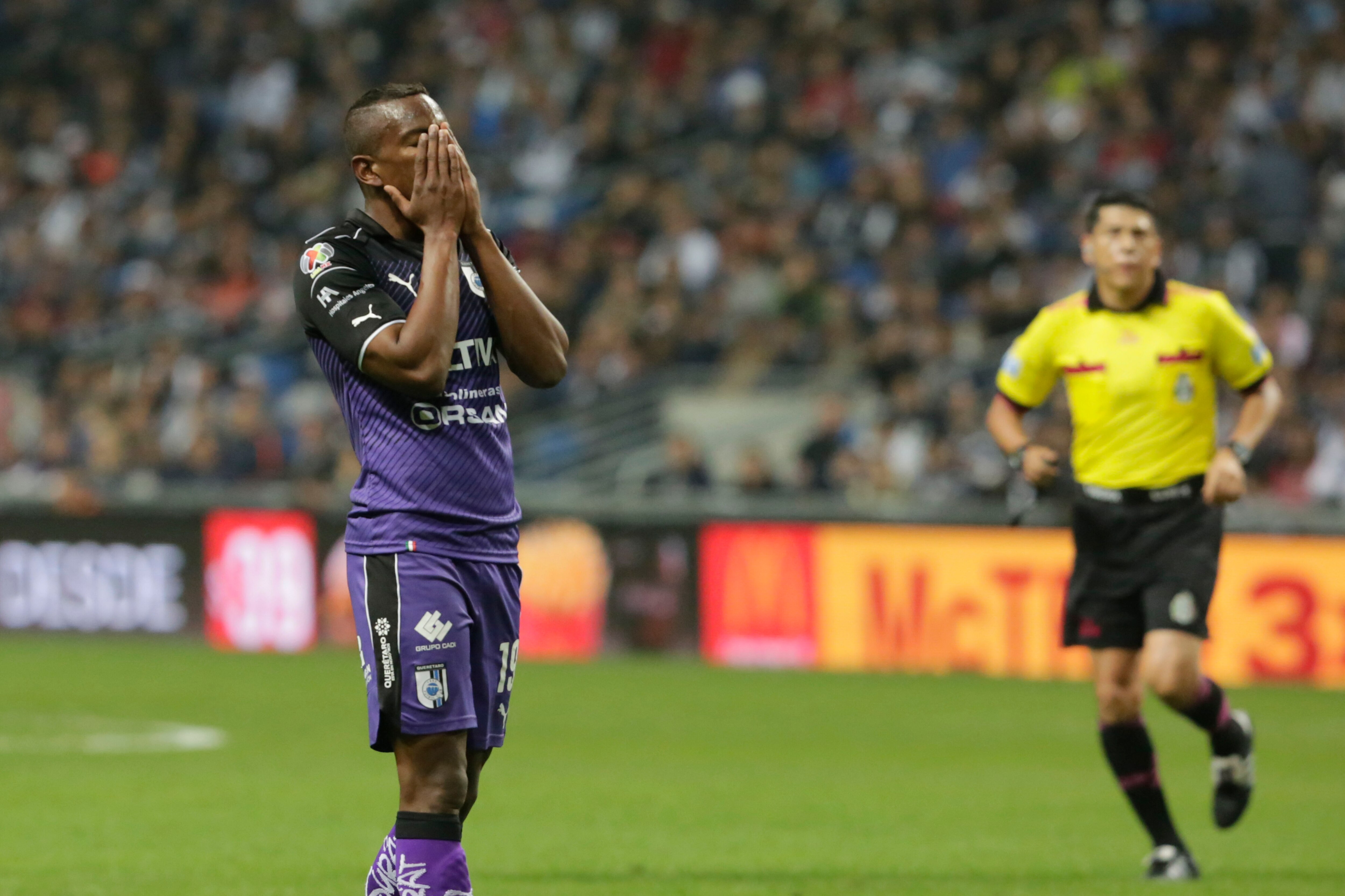 Gallos pierde ante Cimarrones en CopaMX