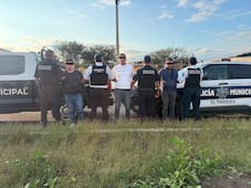 Persecución por vehículo robado termina con tres detenidos en El Marqués