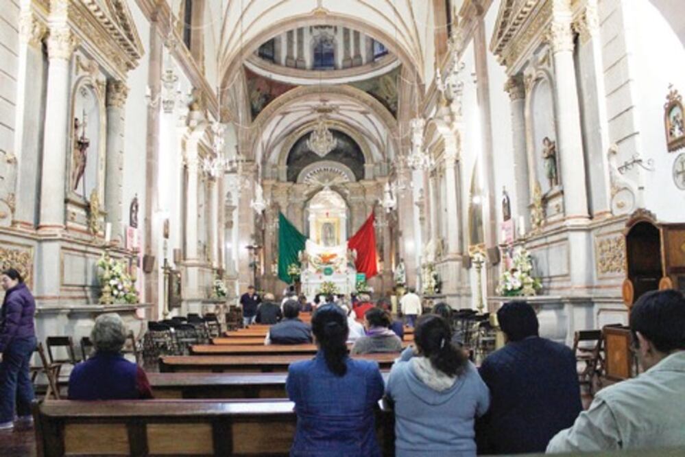 Enfrenta clérigo cargos por abuso