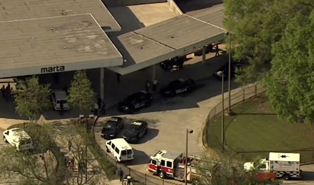 Un muerto y tres heridos en tiroteo en estación de metro en Atlanta