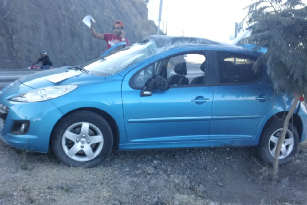 Vuelca en el Fray Junípero Serra