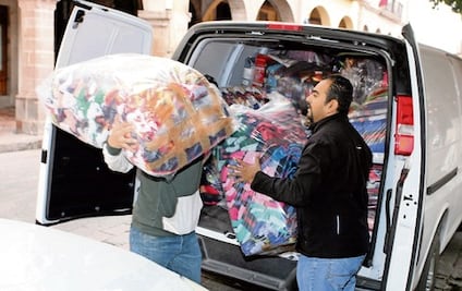 Elogian participación en entrega de cobijas