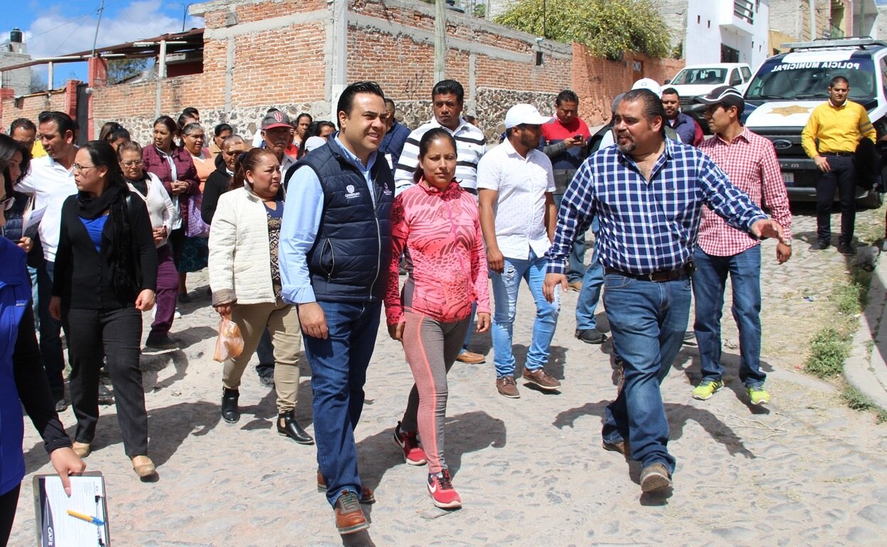 Nava visita a la colonia El Pedregal