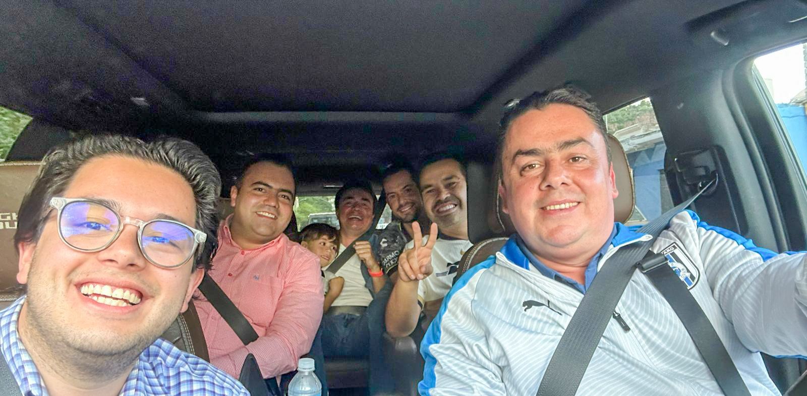 Jorge Máynez arriba al estado de Querétaro