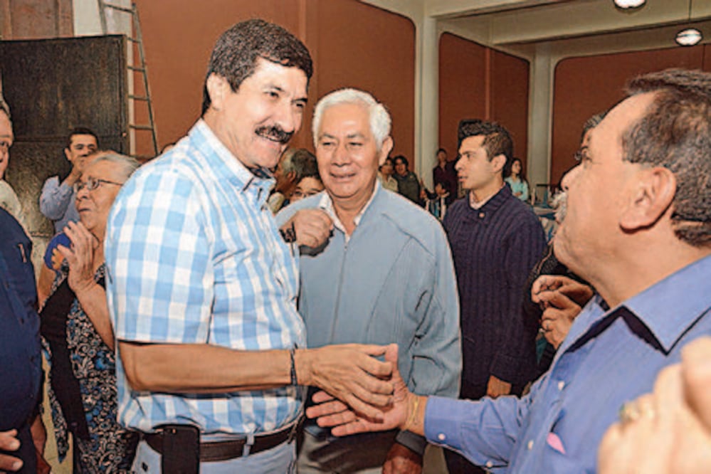 Inicia Javier Corral gira por Querétaro