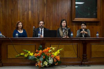 Ofrecen 440 vacantes en Feria del Empleo Virtual