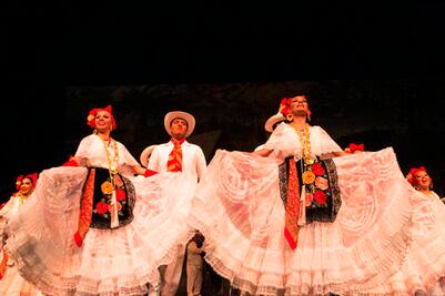 Voluntarias Vicentinas asisten al teatro