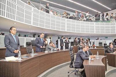 Elevan multas por invadir espacios