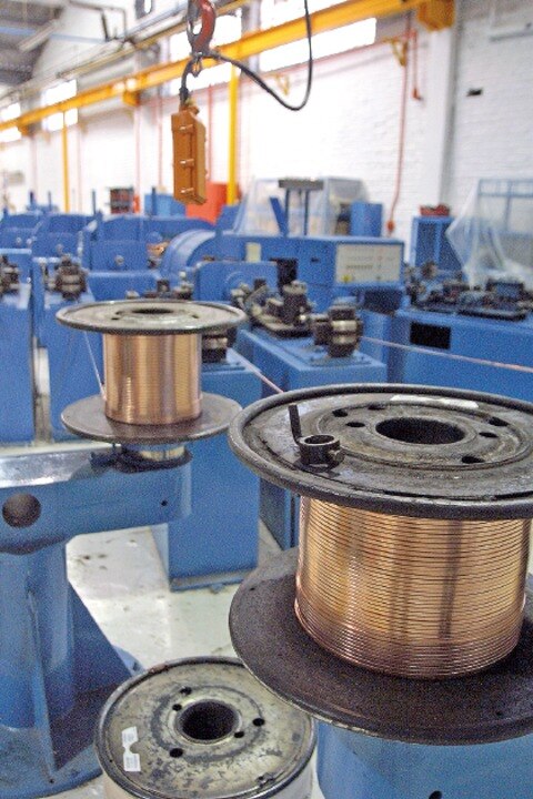 Baja en 33.1% la utilidad de Grupo Carso