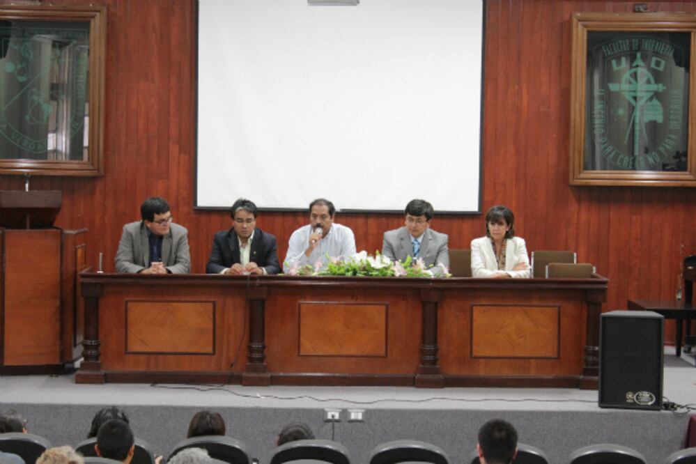 Presentan libro sobre tendencias en Ingeniería
