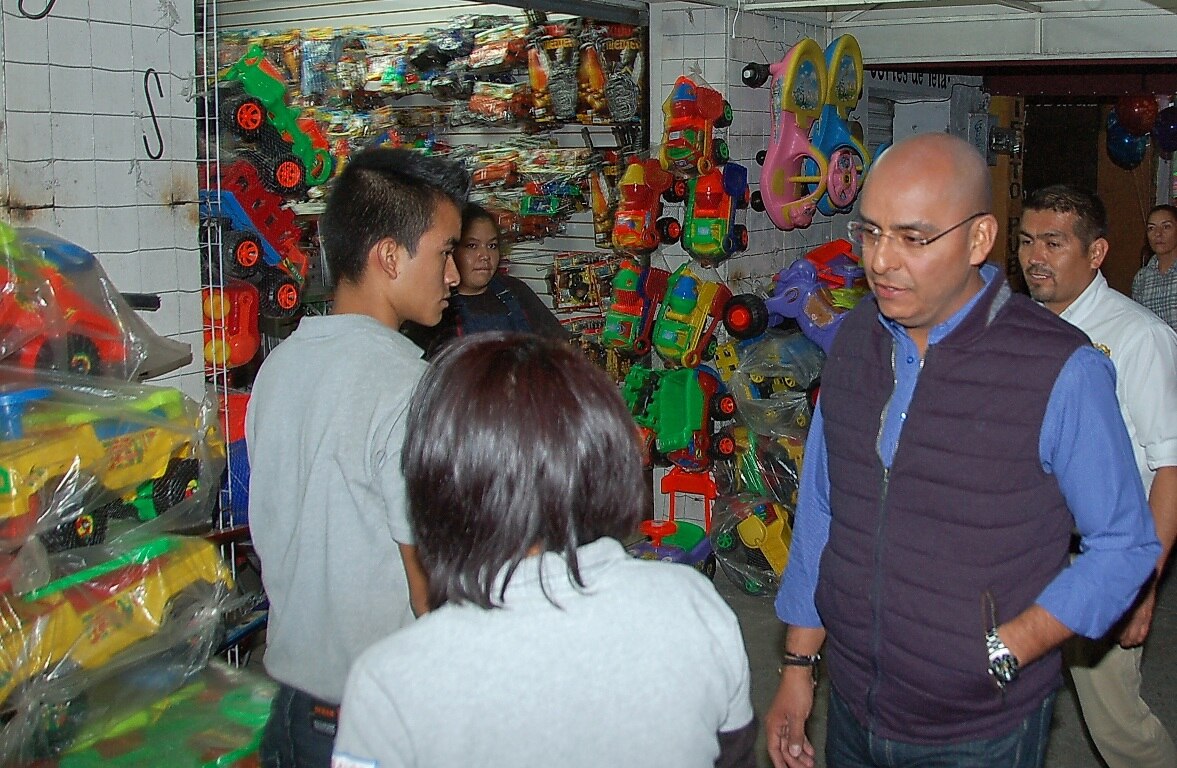 Amplían horario de comercios por día de reyes