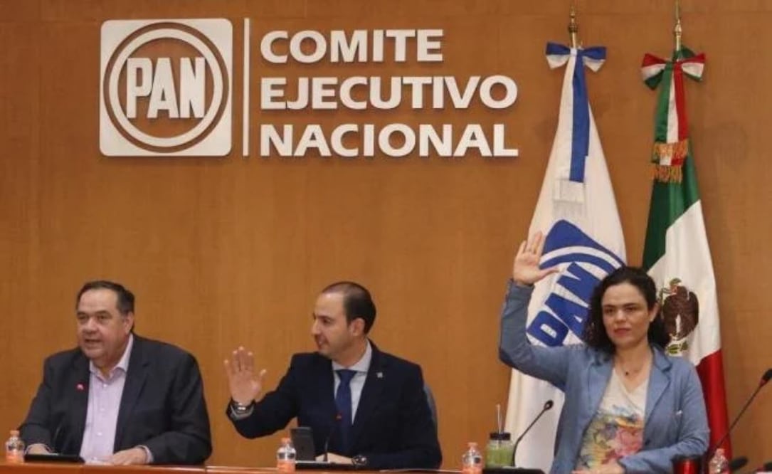 Héctor Larios, Marko Cortés y Mariana Gómez del Campo. Foto: Especial