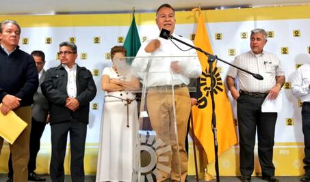 Corrientes del PRD respaldan a AMLO y a Barbosa