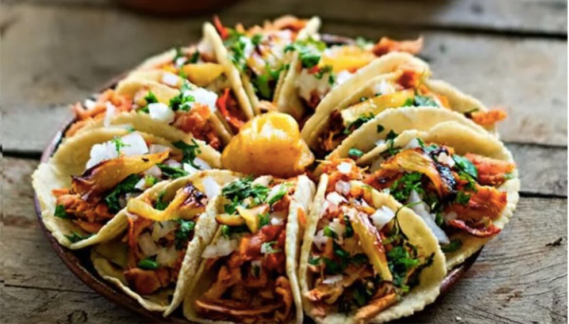 Los tacos al pastor pueden llegar a ser más saludables que las papas fritas, e incluso, las barras de fibra. (Foto: Especial)