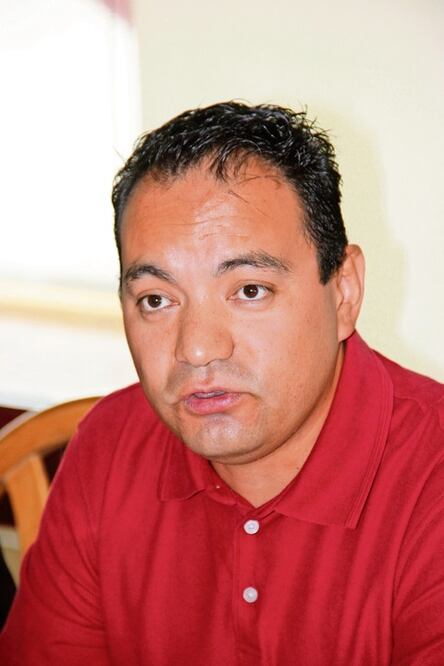 Se deslinda de pagar cuotas partidistas