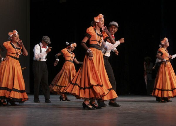 Arranca encuentro de folclor en la UAQ