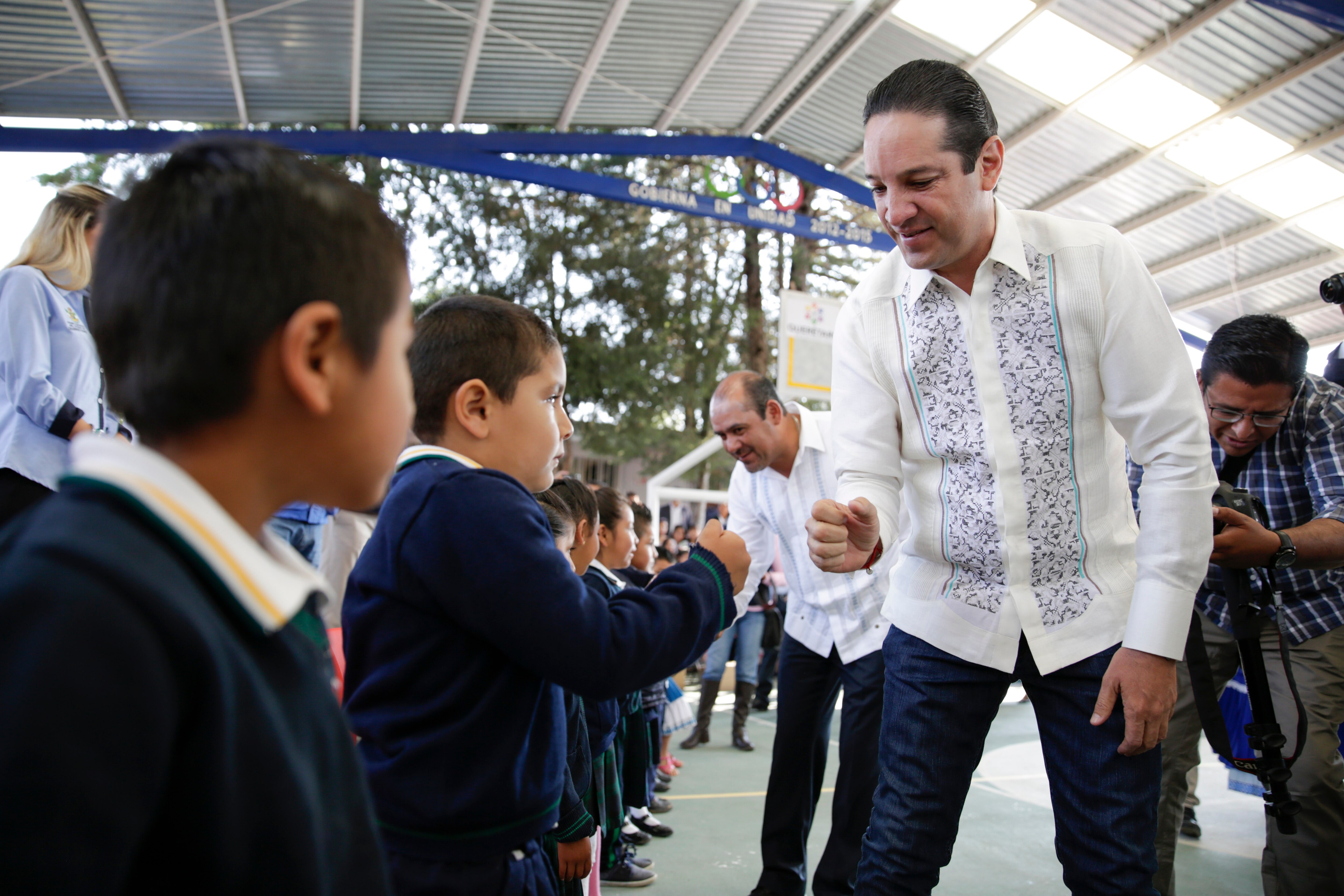 El mandatario estatal reconoció el trabajo de sus secretarios que han permitido tener resultados en materia educativa (FOTO: ESPECIAL)