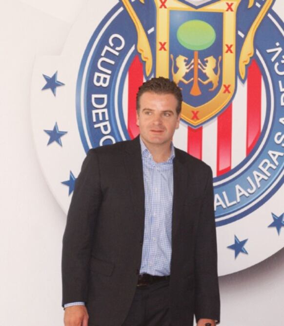 Acepta Dennis te Kloese la crisis de Chivas