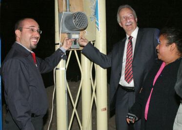 Llega la luz a Pocitos en El Marqués