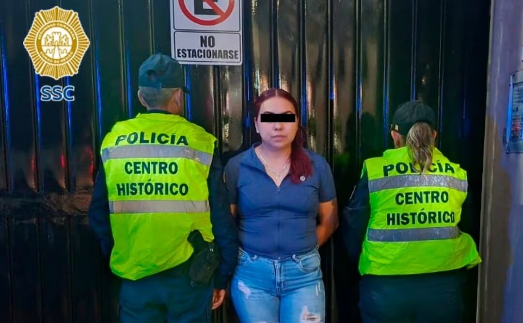 La mujer fue detenida y llevada ante un agente del Ministerio Público para que defina su situación jurídica. Foto: Secretaría de Seguridad Ciudadana capitalina