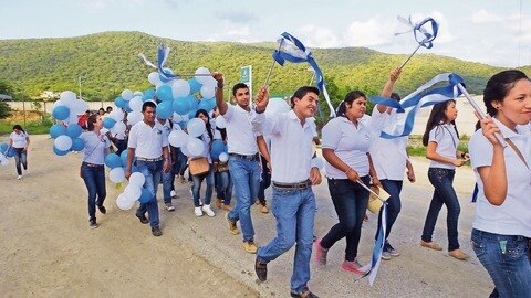 Celebra la ENEQ su 25 aniversario