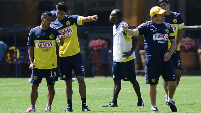 Ya buscan a un zaguero