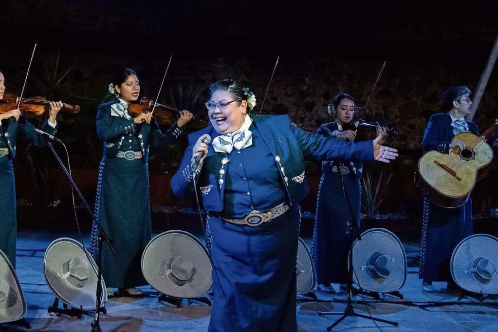 Artistas de la UAQ llevan la cultura mexicana a Italia