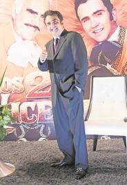 “Vicente Fernández no es homofóbico”: Chente Jr