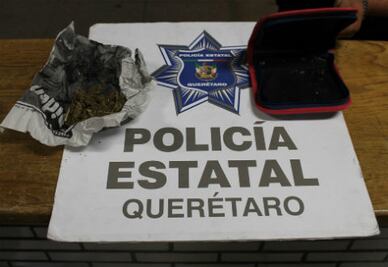 Detienen a dos sujetos con marihuana