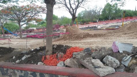 Paralizada, rehabilitación de Alameda Norte, señalan