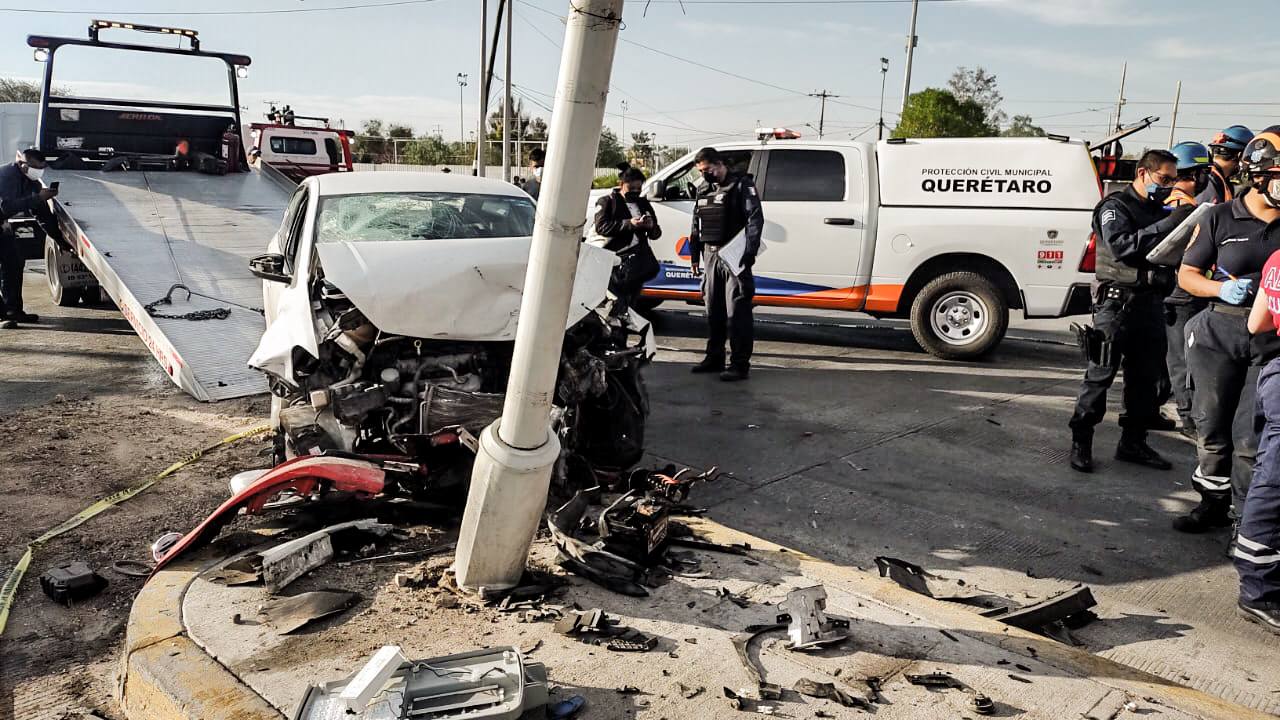 Un lesionado de gravedad deja un accidente de tránsito en la capital queretana