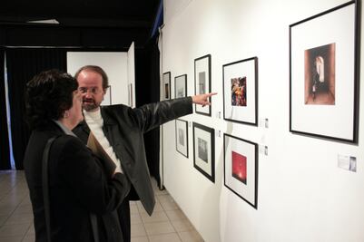 Inauguran exposición fotográfica en la UAQ