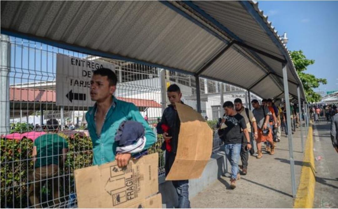 Integrantes de la caravana migrante de hondureños en ciudad Hidalgo, Chiapas. Foto: Archivo/EL UNIVERSAL