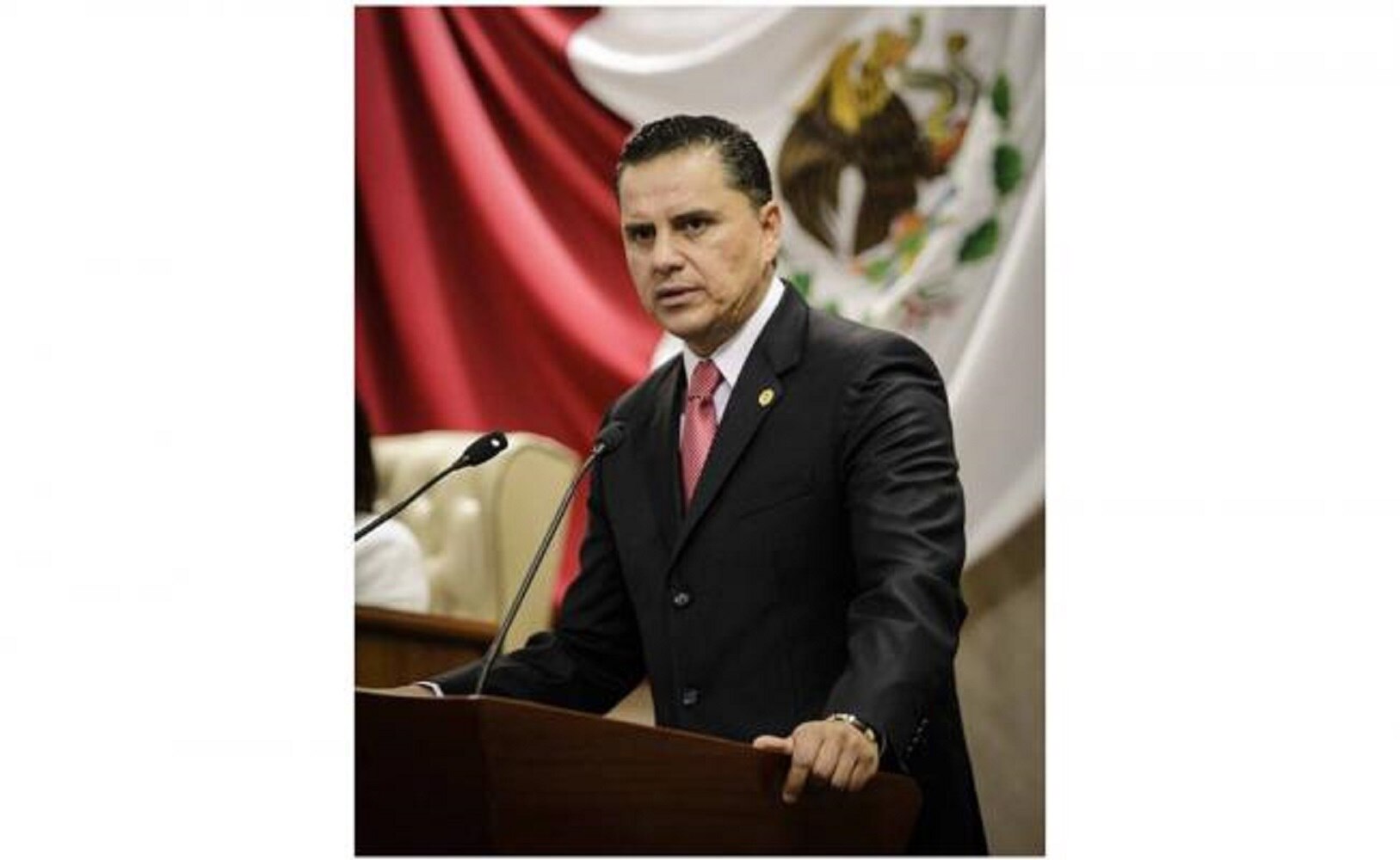 Juez prohíbe a PGR pedir orden de aprehensión contra Roberto Sandoval, ex gobernador de Nayarit